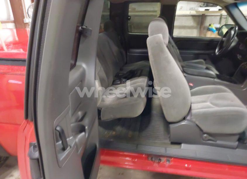 Photo 8 of 2004 Chevrolet Silverado 1500 LS (VIN 2GCEC19T441297607)