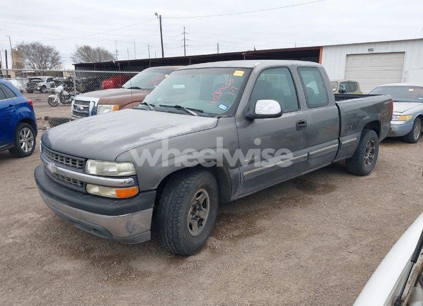 Photo 2 of 1999 Chevrolet Silverado 1500 LS (VIN 2GCEC19T4X1147954)