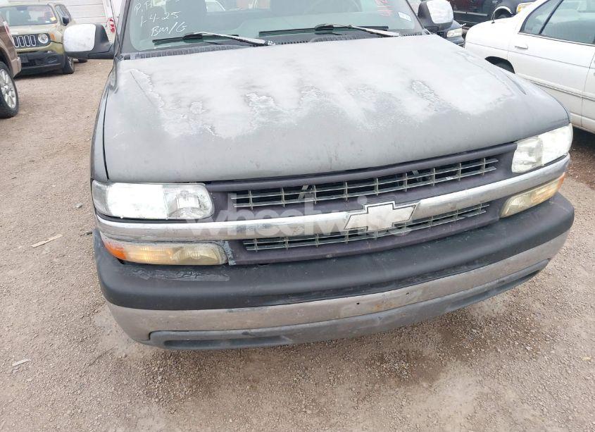 Photo 6 of 1999 Chevrolet Silverado 1500 LS (VIN 2GCEC19T4X1147954)