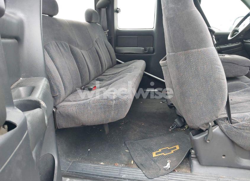 Photo 8 of 1999 Chevrolet Silverado 1500 LS (VIN 2GCEC19T4X1147954)