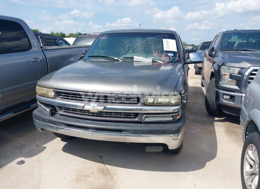 Photo 6 of 1999 Chevrolet Silverado 1500 LS (VIN 2GCEC19T4X1197690)