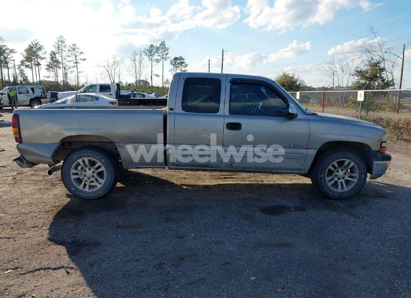 Photo 13 of 2000 Chevrolet Silverado 1500 LS (VIN 2GCEC19T4Y1184665)