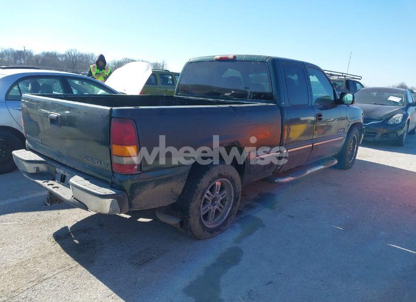Photo 4 of 2001 Chevrolet Silverado 1500 LS (VIN 2GCEC19T511157237)