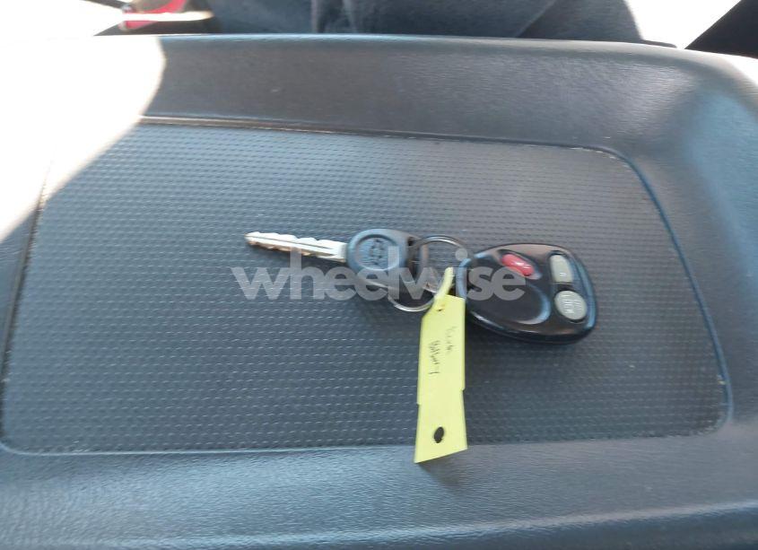 Photo 11 of 2001 Chevrolet Silverado 1500 LS (VIN 2GCEC19T511277815)