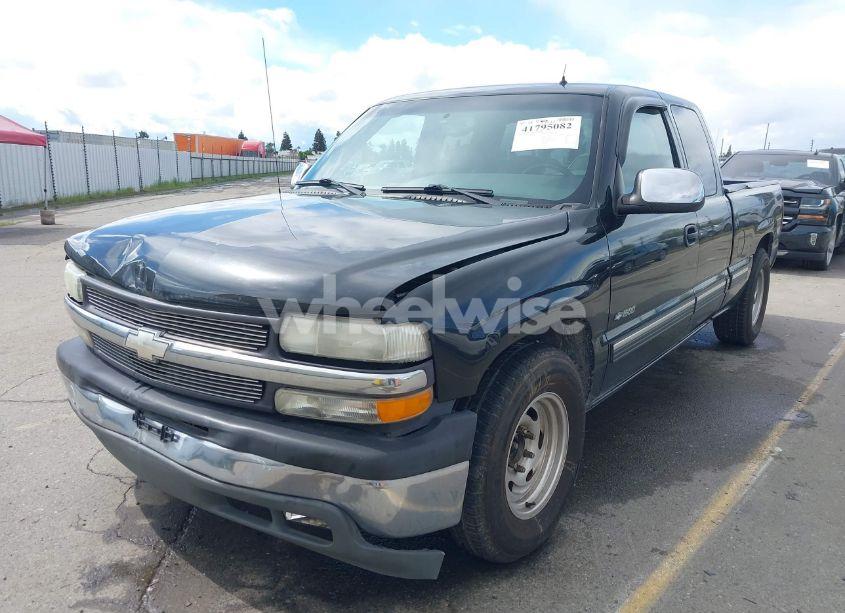 Photo 2 of 2001 Chevrolet Silverado 1500 LT (VIN 2GCEC19T511327161)