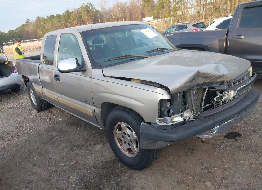 2002 Chevrolet Silverado 1500 LS (VIN 2GCEC19T521325556) main photo
