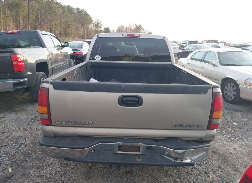 Photo 16 of 2002 Chevrolet Silverado 1500 LS (VIN 2GCEC19T521325556)