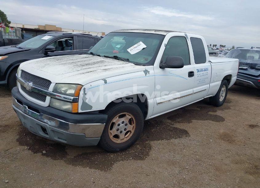 Photo 2 of 2003 Chevrolet Silverado 1500 LS (VIN 2GCEC19T531223479)