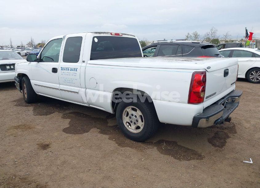 Photo 3 of 2003 Chevrolet Silverado 1500 LS (VIN 2GCEC19T531223479)