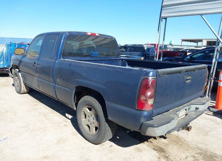 Photo 3 of 2004 Chevrolet Silverado 1500 LS (VIN 2GCEC19T541366482)