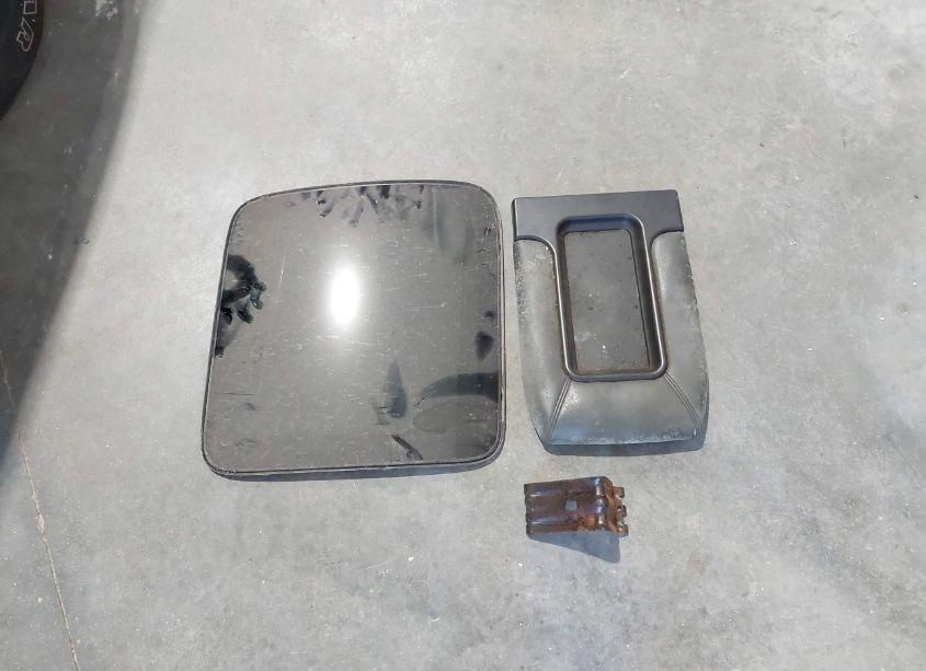 Photo 12 of 2004 Chevrolet Silverado 1500 LS (VIN 2GCEC19T541385260)