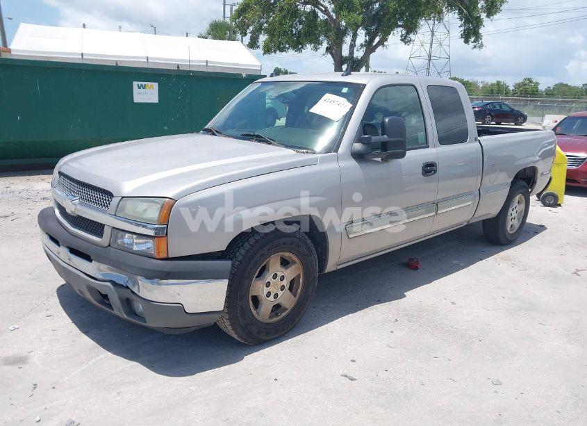 Photo 2 of 2005 Chevrolet Silverado 1500 LS (VIN 2GCEC19T551194164)
