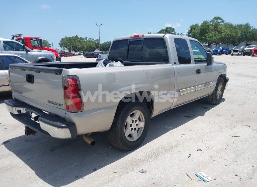 Photo 4 of 2005 Chevrolet Silverado 1500 LS (VIN 2GCEC19T551194164)