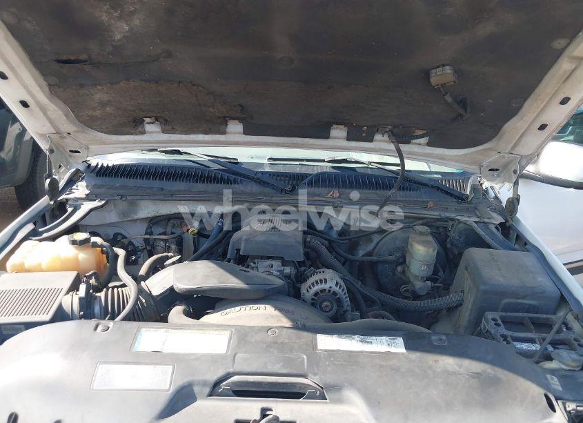 Photo 10 of 2000 Chevrolet Silverado 1500 LS (VIN 2GCEC19T5Y1372384)