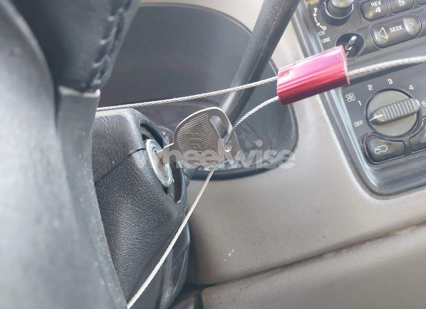 Photo 11 of 2000 Chevrolet Silverado 1500 LS (VIN 2GCEC19T5Y1372384)