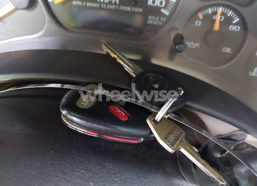 Photo 11 of 2001 Chevrolet Silverado 1500 LS (VIN 2GCEC19T611185046)