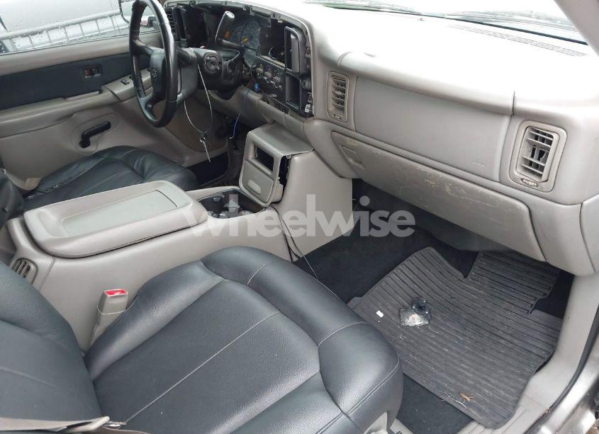 Photo 5 of 2001 Chevrolet Silverado 1500 LS (VIN 2GCEC19T611190151)