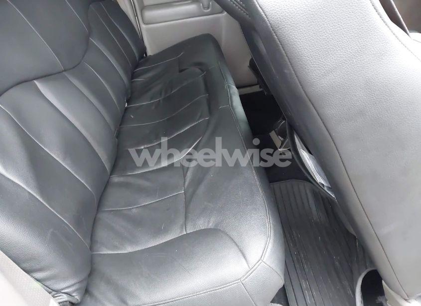 Photo 8 of 2001 Chevrolet Silverado 1500 LS (VIN 2GCEC19T611190151)