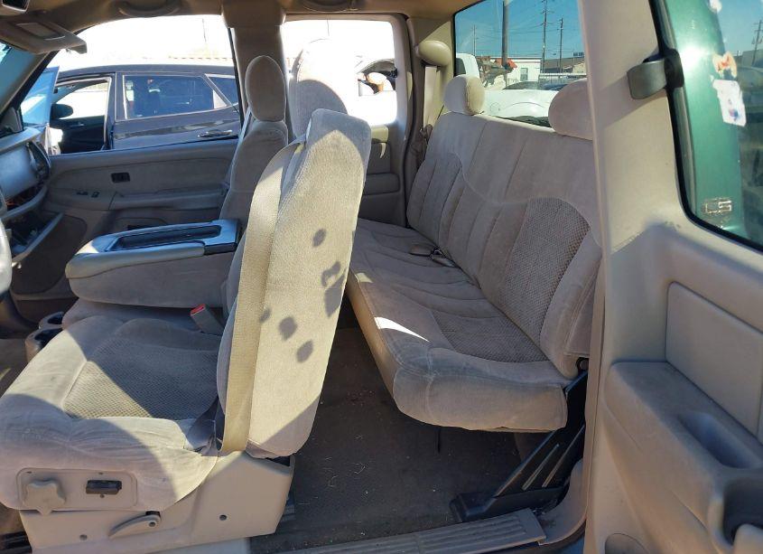 Photo 8 of 2002 Chevrolet Silverado 1500 LS (VIN 2GCEC19T621189275)