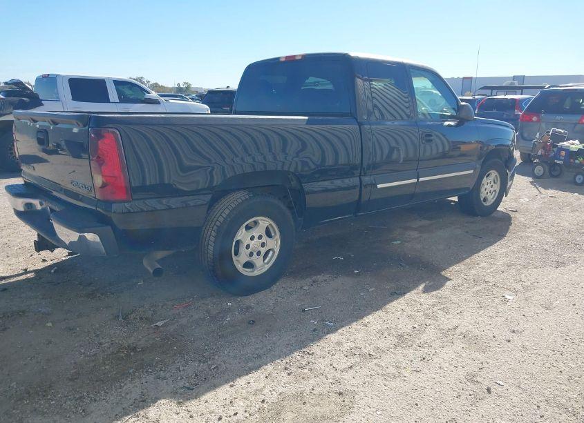 Photo 4 of 2003 Chevrolet Silverado 1500 LS (VIN 2GCEC19T631122743)