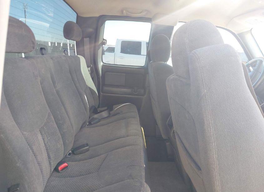 Photo 8 of 2003 Chevrolet Silverado 1500 LS (VIN 2GCEC19T631122743)