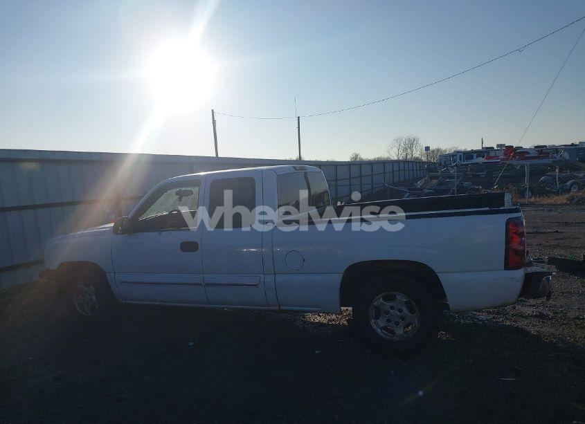 Photo 14 of 2003 Chevrolet Silverado 1500 LS (VIN 2GCEC19T631228996)