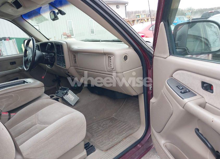 Photo 5 of 2003 Chevrolet Silverado 1500 LS (VIN 2GCEC19T631258452)