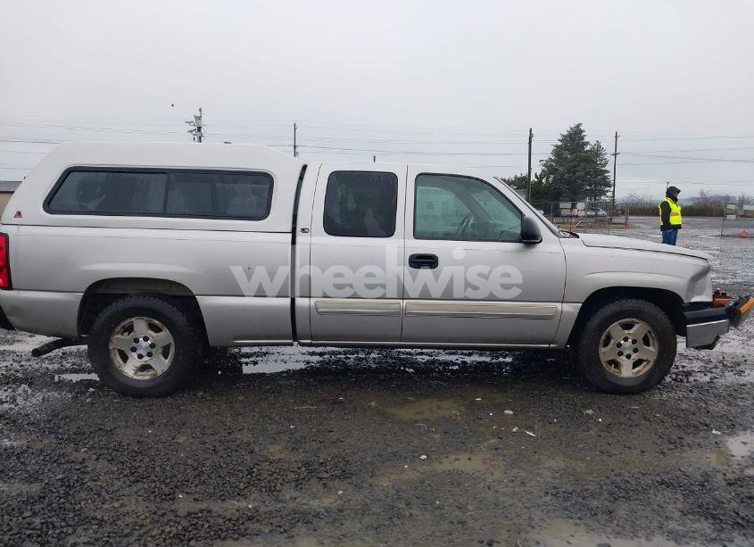 Photo 13 of 2005 Chevrolet Silverado 1500 LS (VIN 2GCEC19T651261080)
