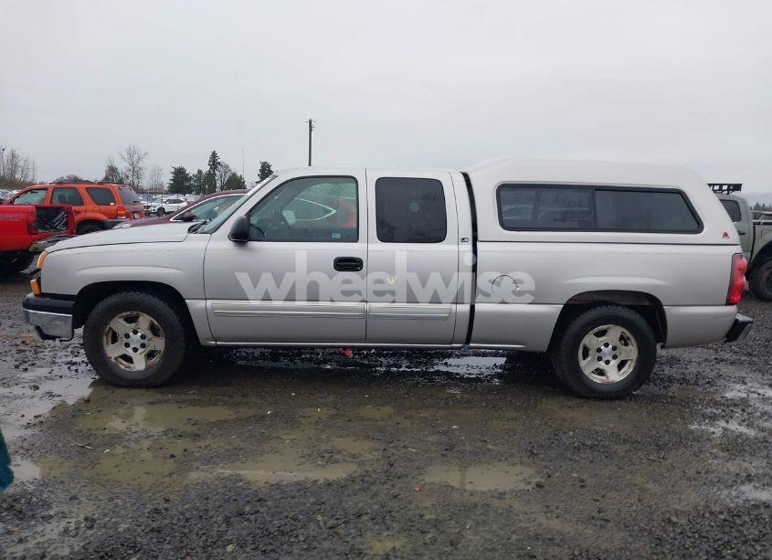 Photo 14 of 2005 Chevrolet Silverado 1500 LS (VIN 2GCEC19T651261080)