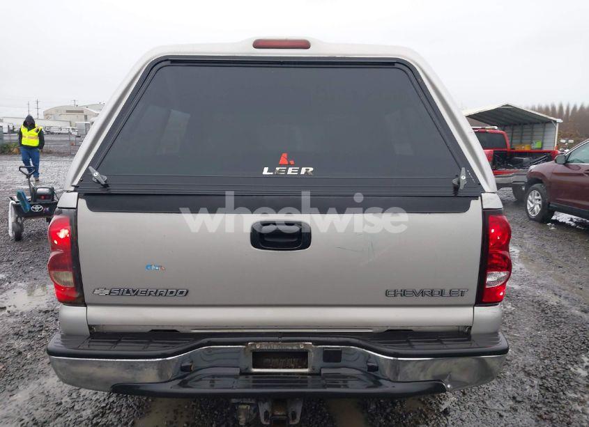 Photo 16 of 2005 Chevrolet Silverado 1500 LS (VIN 2GCEC19T651261080)