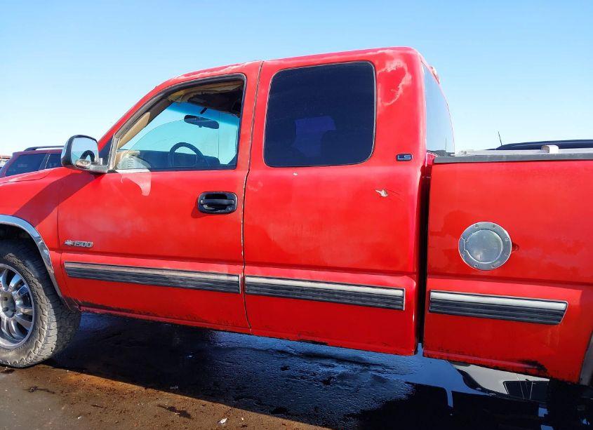 Photo 13 of 2000 Chevrolet Silverado 1500 LS (VIN 2GCEC19T6Y1126184)