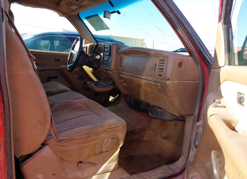 Photo 5 of 2000 Chevrolet Silverado 1500 LS (VIN 2GCEC19T6Y1126184)