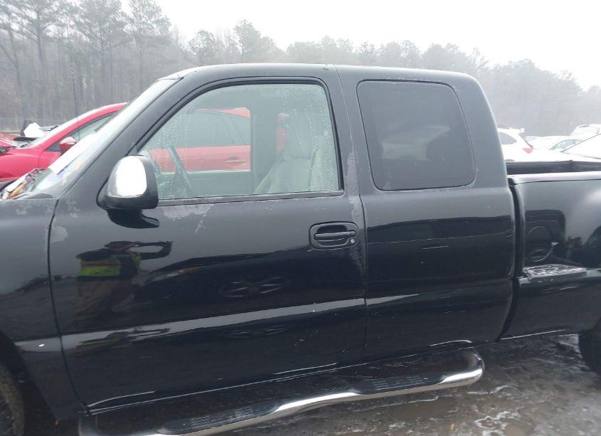 Photo 14 of 2000 Chevrolet Silverado 1500 LS (VIN 2GCEC19T6Y1147164)