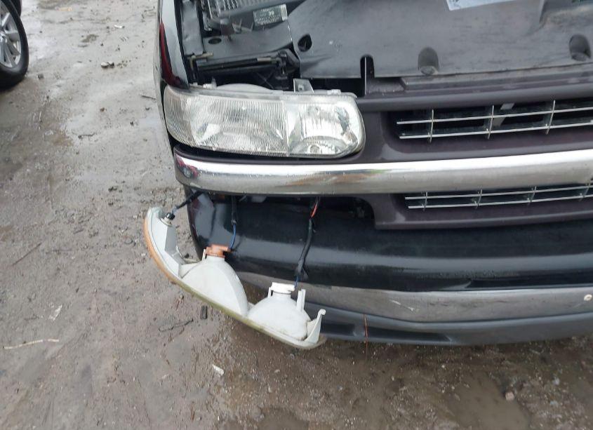 Photo 17 of 2000 Chevrolet Silverado 1500 LS (VIN 2GCEC19T6Y1147164)