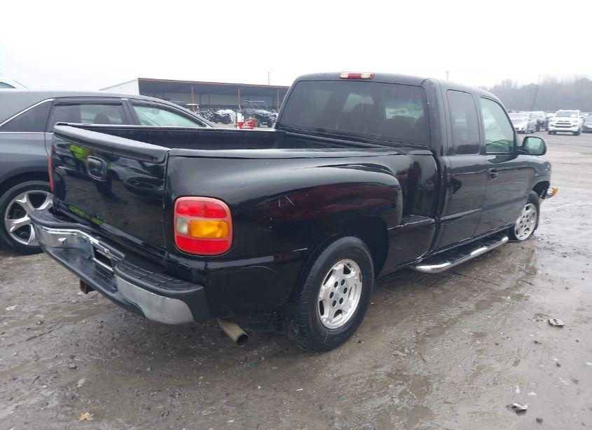 Photo 4 of 2000 Chevrolet Silverado 1500 LS (VIN 2GCEC19T6Y1147164)