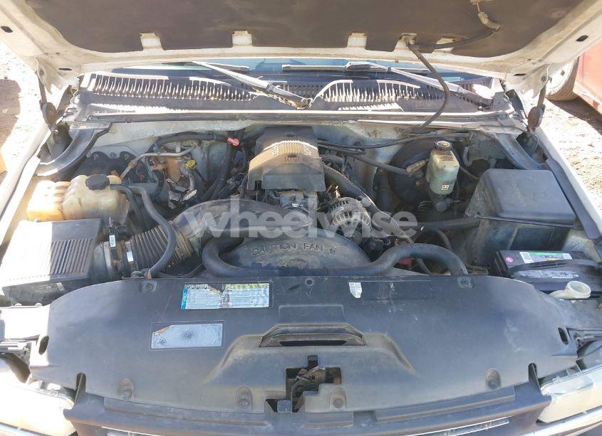 Photo 10 of 2000 Chevrolet Silverado 1500 LS (VIN 2GCEC19T6Y1245739)