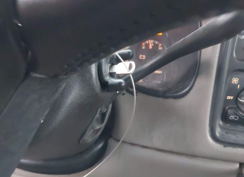 Photo 11 of 2000 Chevrolet Silverado 1500 LS (VIN 2GCEC19T6Y1312114)