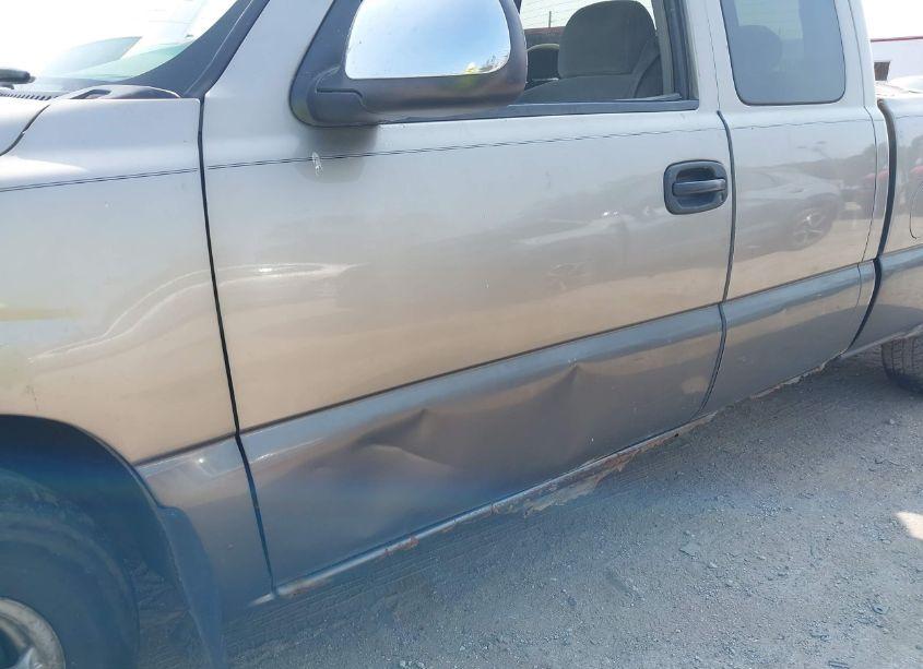 Photo 17 of 2000 Chevrolet Silverado 1500 LS (VIN 2GCEC19T6Y1312114)