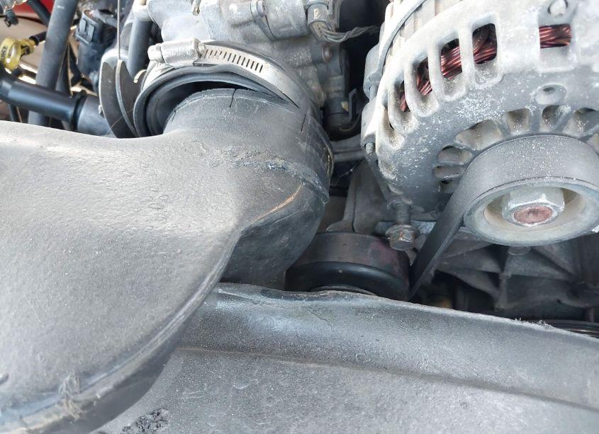 Photo 12 of 2000 Chevrolet Silverado 1500 LS (VIN 2GCEC19T6Y1340947)