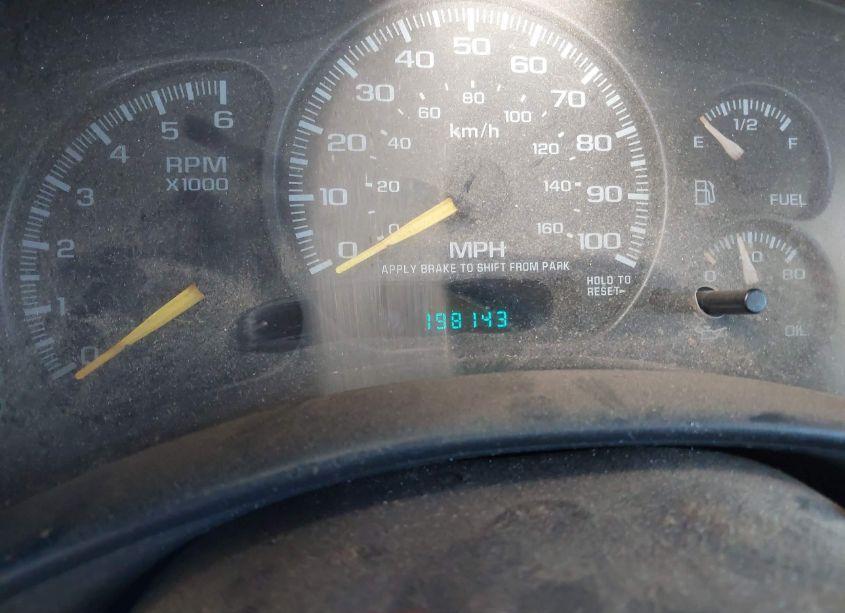 Photo 7 of 2000 Chevrolet Silverado 1500 LS (VIN 2GCEC19T6Y1340947)