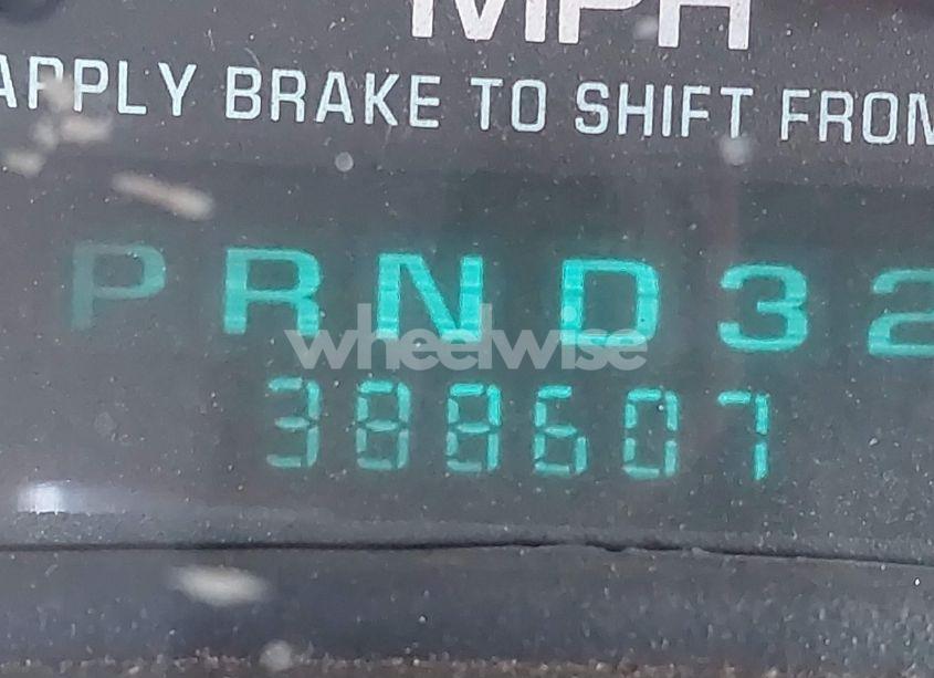 Photo 16 of 2001 Chevrolet Silverado 1500 LS (VIN 2GCEC19T711188456)