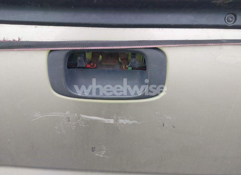 Photo 13 of 2001 Chevrolet Silverado 1500 LS (VIN 2GCEC19T711249322)