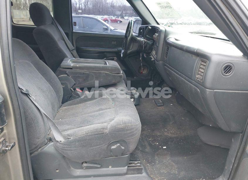 Photo 5 of 2001 Chevrolet Silverado 1500 LS (VIN 2GCEC19T711249322)