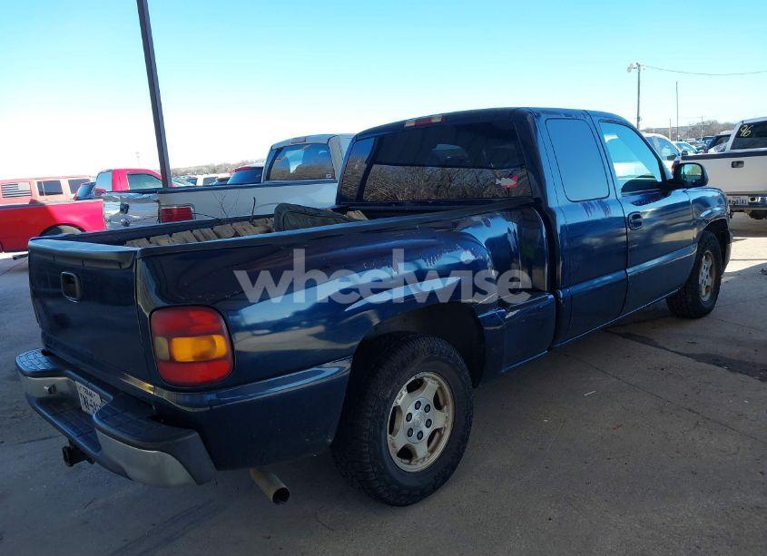 Photo 4 of 2001 Chevrolet Silverado 1500 LS (VIN 2GCEC19T711274379)