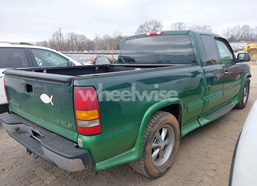 Photo 4 of 2002 Chevrolet Silverado 1500 LS (VIN 2GCEC19T721393552)
