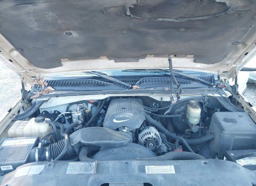 Photo 10 of 2002 Chevrolet Silverado 1500 LS (VIN 2GCEC19T721396032)