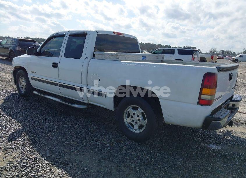 Photo 3 of 2002 Chevrolet Silverado 1500 LS (VIN 2GCEC19T721398959)