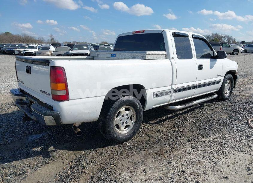 Photo 4 of 2002 Chevrolet Silverado 1500 LS (VIN 2GCEC19T721398959)
