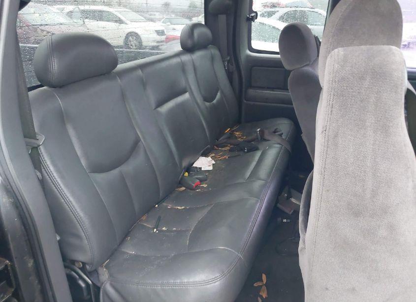 Photo 8 of 2003 Chevrolet Silverado 1500 LT (VIN 2GCEC19T731316746)