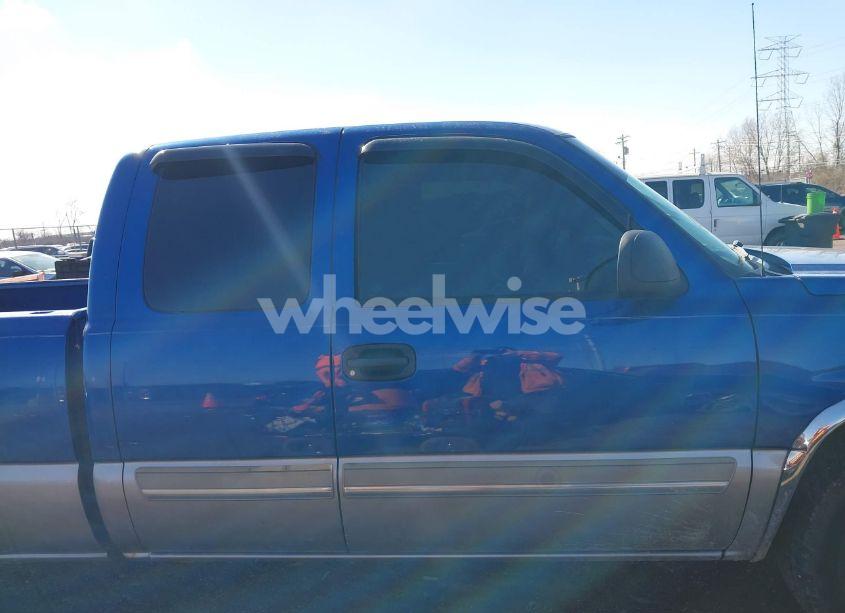 Photo 13 of 2003 Chevrolet Silverado 1500 LS (VIN 2GCEC19T731369026)